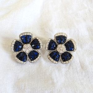 Vtg 80'sNina Ricci for Avon Sapphire Lucite  and Rhinestone Floral Earrings